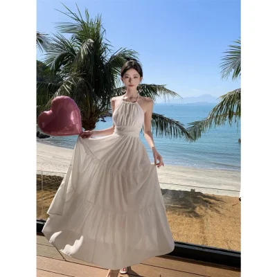 Váy đi biển